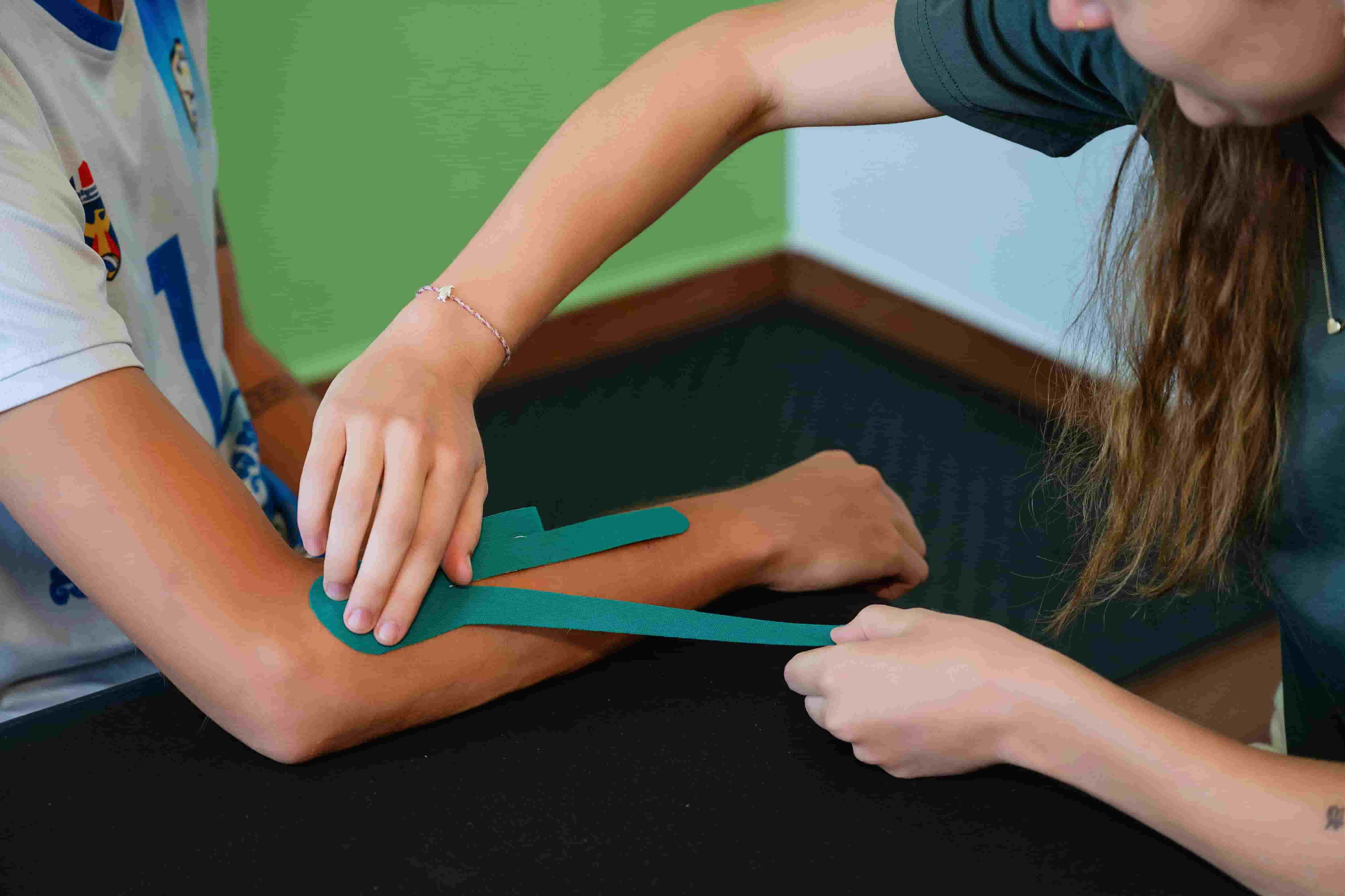 ការព្យាបាលដោយដៃ 3